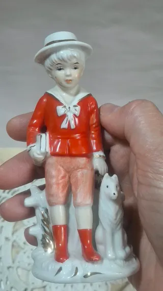 Coppia statuine porcellana ragazzo e ragazza