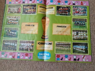 Álbum Fútbol en Acción Danone 1982