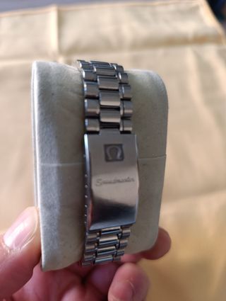 Omega Speedmaster date