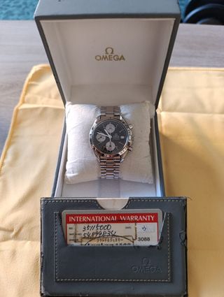 Omega Speedmaster date