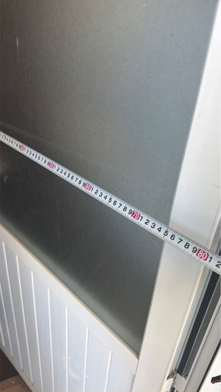 Venta de puerta de aluminio con cierre de tijeraa