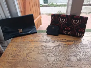 Dos Carteras de mano negras sin usar