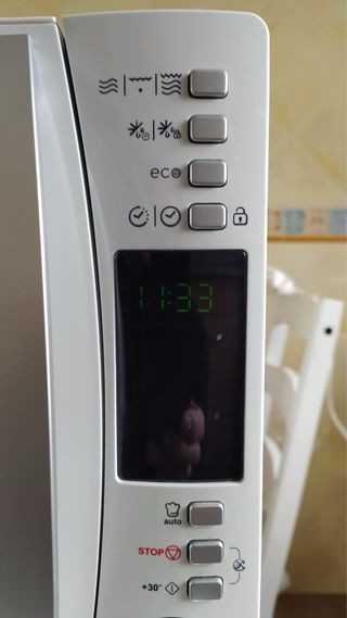 Microondas Candy con grill