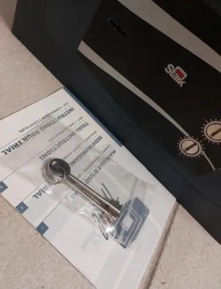 Cassaforte a muro Konika