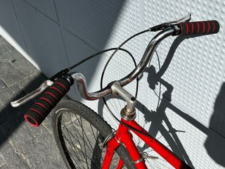 Bici paseo roja vintage XL ruedas grandes