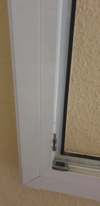 Ventana abatible oscilobatiente