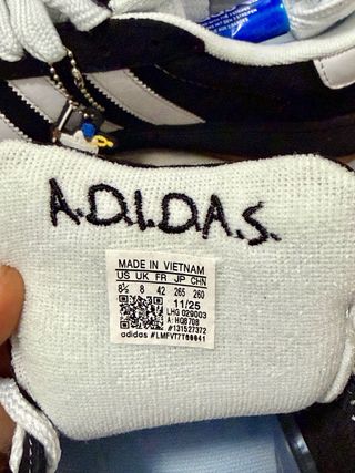 Adidas Campus Negras y Blancas