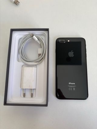 iPhone 8 Plus Space Gray con cargador