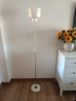 Lámpara de pie Ikea Blanca