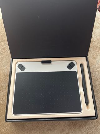 Tableta Gráfica Wacom Intuos Draw