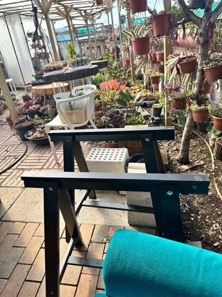 Caballetes Madera negro