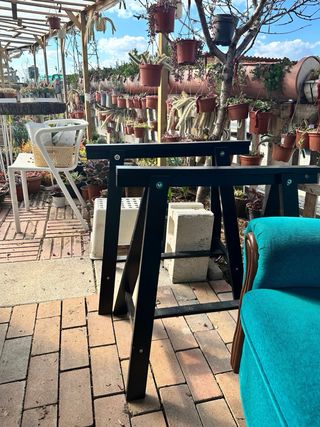 Caballetes Madera negro