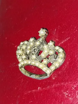Broche Antigua Corona joya de  orfebreria