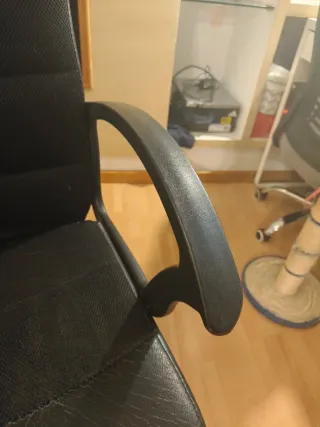 Silla de escritorio negra