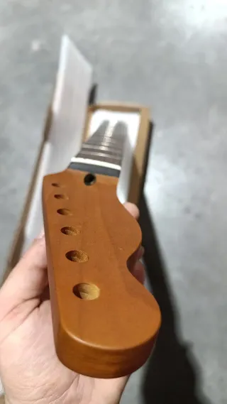 Mastil Guitarra ST Madera Natural