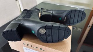 Botines Unisa NUEVOS sin uso.