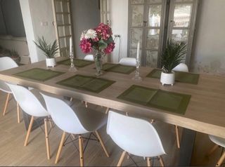 Tavolo da pranzo in legno massello 2,20x1m, gambe in metallo