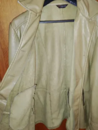 Chaqueta polipiel entallada XL