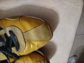 Zapatillas Munich Amarillas y Beige