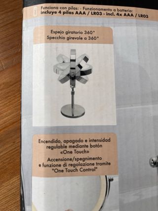 Espejo de maquillaje con aumento