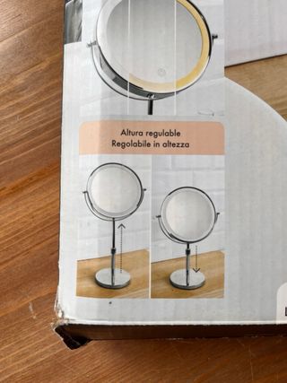 Espejo de maquillaje con aumento