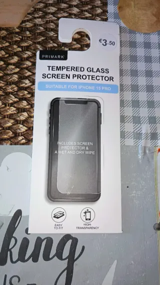 Funda iPhone 15 Pro + Cristal Templado