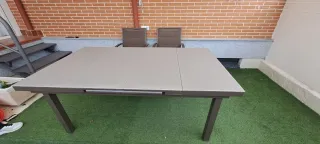 Mesa de jardín extensible 180 x 240