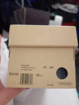 Chanclas Michael Kors Talla 38.5 Plata