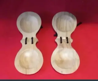 Castañuelas de madera