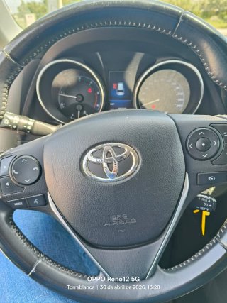 Toyota Auris 2016