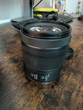 Objetivo Canon RF 24-105mm f/4-7.1 IS STM