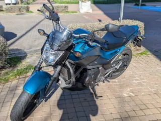 Honda NC700S Moto Naked Azul/Negro