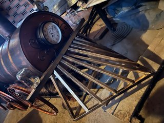Cabina DJ Locomotora Steampunk