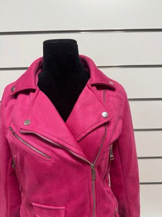 Cazadora Biker Fucsia Stradivarius - Talla S