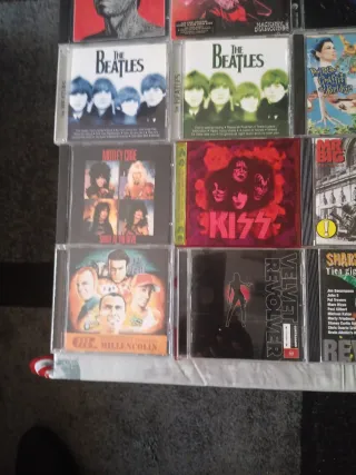 Lote 20 CD Rolling Stones,The Beatles,Kiss, MR.BIG