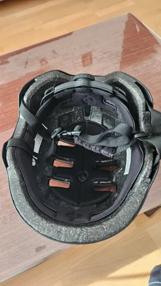 Casco Sawyer Negro Bicicleta/Patinete