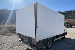 Nissan NT500 Botellero 2015