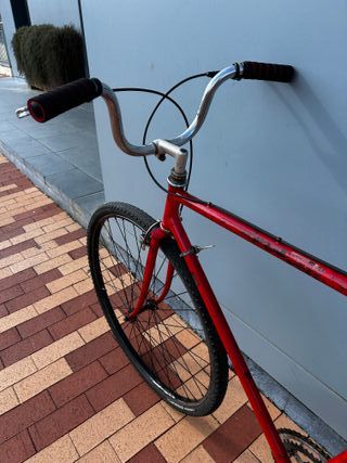 Bici paseo vintage roja talla XL ruedas grandes