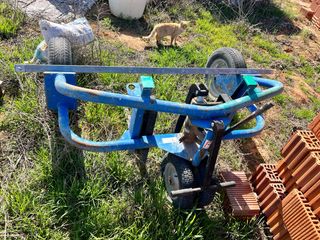 Carretilla elevadora manual azul