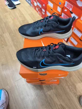 Nike Downshifter 12 Negro/Azul