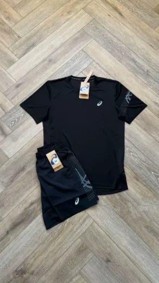 Conjunto deportivo Asics