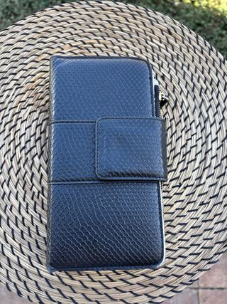 Cartera mujer Parfois negra efecto piel serpiente