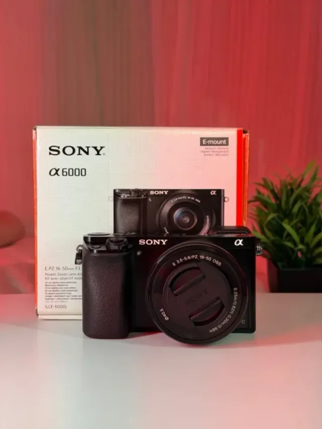 SEMINUEVA Sony a6000 + Lente 16-50mm