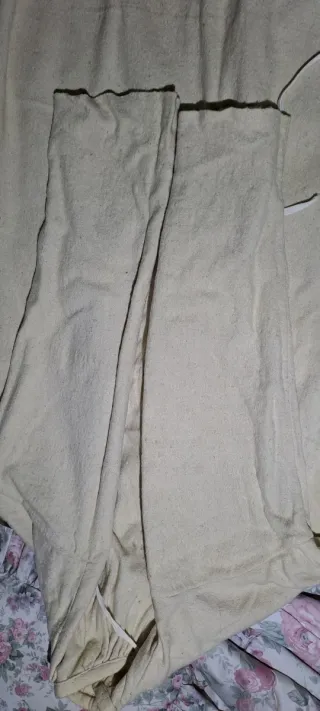 Túnica de estameña beige adulto.