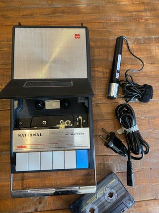 Grabadora Cassette National Japón