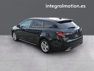 Suzuki Swace 1.8 GLE Hybrid