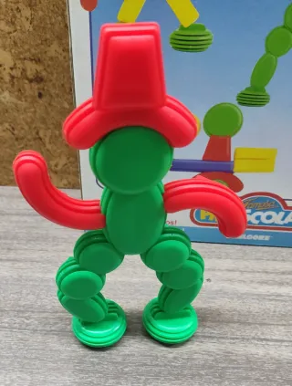 Juego Construye Figuras Famosa Preescolar