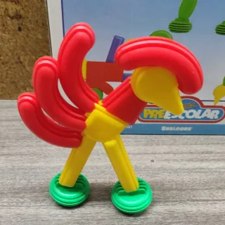 Juego Construye Figuras Famosa Preescolar