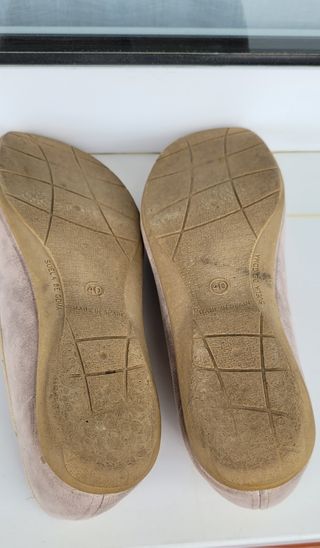 Bailarinas beige y doradas