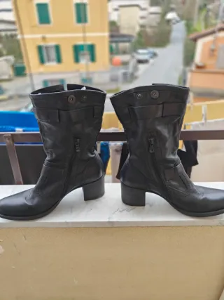 Scarponcini Nero Giardini donna Tg 40